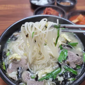 명품국밥 사진