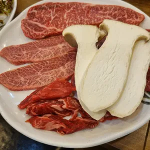 엉게나무집 사진