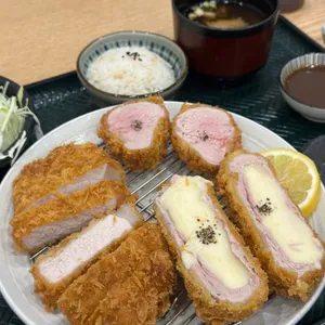 삼백돈돈가츠 사진