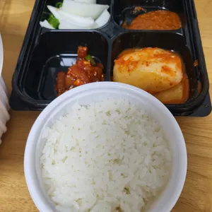 덕신밀면 사진