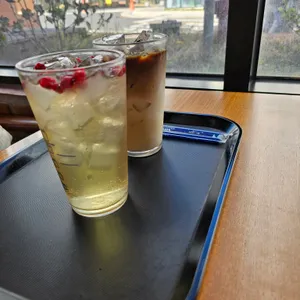 이디야 사진