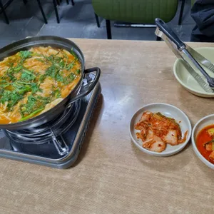서여사네 사진