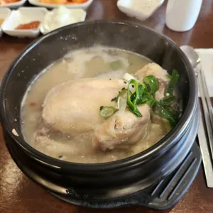 명품한방삼계탕 사진