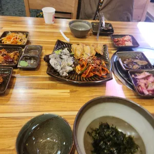 유정이네통영굴밥 사진