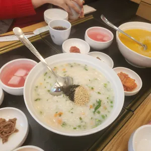 본죽 사진