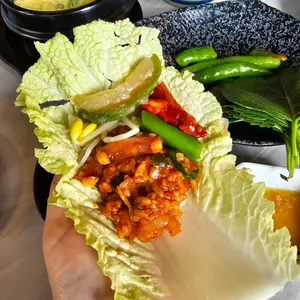 신현민 육회한 낙지마당 리뷰 사진