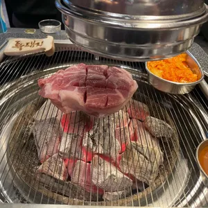 특돼지 사진