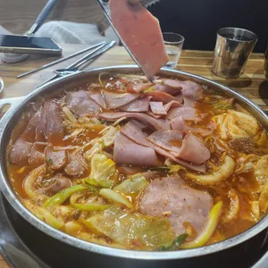 이태리부대찌개 사진