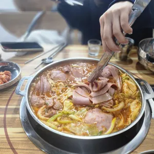 이태리부대찌개 사진