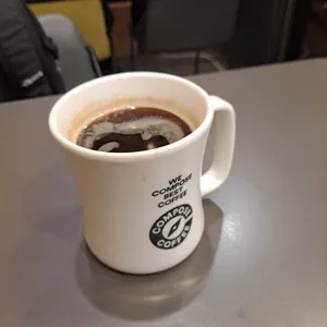 컴포즈커피 사진