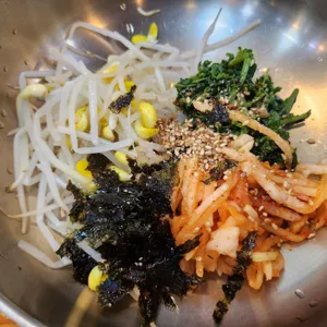 비학산 보리밥생칼국수 사진