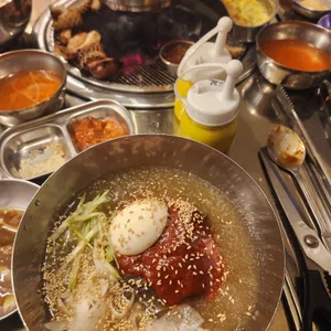 모서릿집 사진