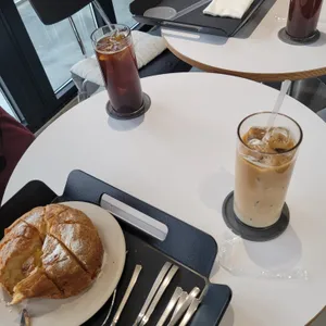 브리브 사진