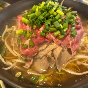 띤뜨 사진
