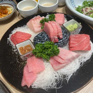 이춘복참치 사진
