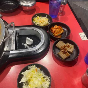 놀부부대찌개 사진
