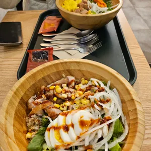 샐러디 사진
