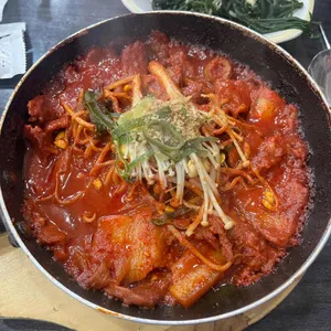 신촌뚝배기 사진