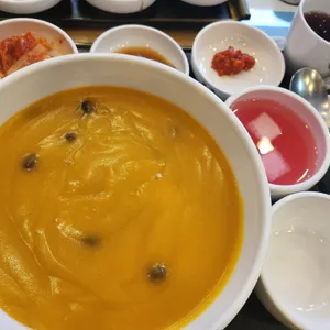 본죽 수원매탄영통구청점 사진