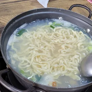 물총칼국수 사진
