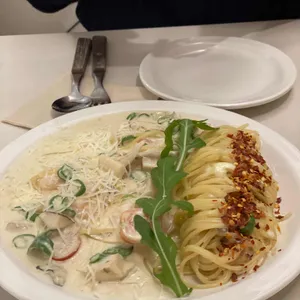 졸리연남 사진