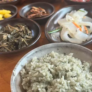 한수위 약초밥상 사진