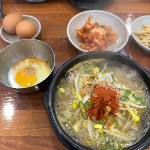 하단본가콩나물국밥 사진