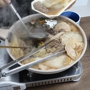 아우성 개성손만두 사진