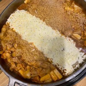 중앙닭갈비 사진