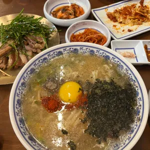 1984그수육집칼국수 사진