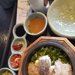 솔솥 사진