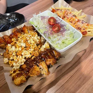 오븐에빠진닭 사진