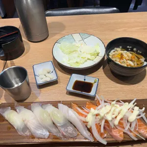 암사초밥 사진