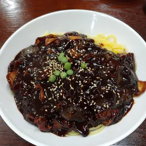 동보성 사진