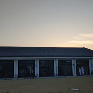 동부창고 카페C 리뷰 사진