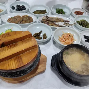 박금순특허청국장돌솥밥 사진