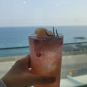 무브온 커피 사진
