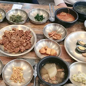 더부엌 사진