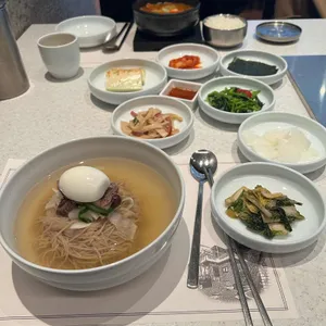 유엔가든 사진