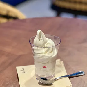 폴 바셋 사진