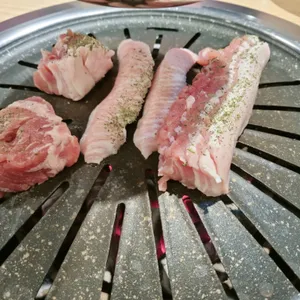 맛있는고기에솜씨를더하다 사진