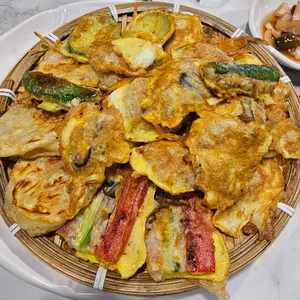 금방 부친 동그랑땡 사진