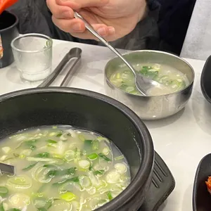 꼬리야 사진
