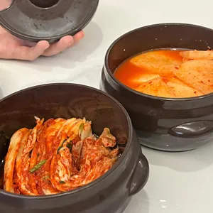 꼬리야 사진