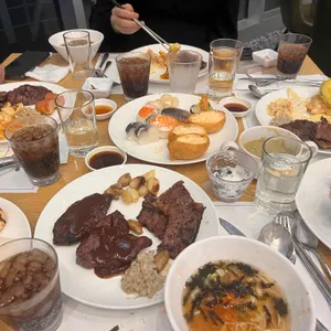 채빛퀴진 사진