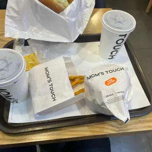 맘스터치  사진