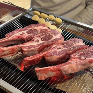 양국 사진