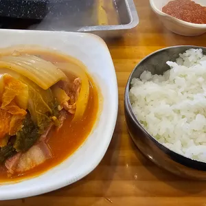 정왕돼지집본점 사진