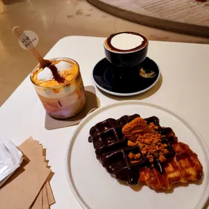 카페 이내 리뷰 사진