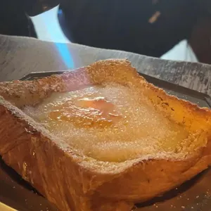스펙터 사진
